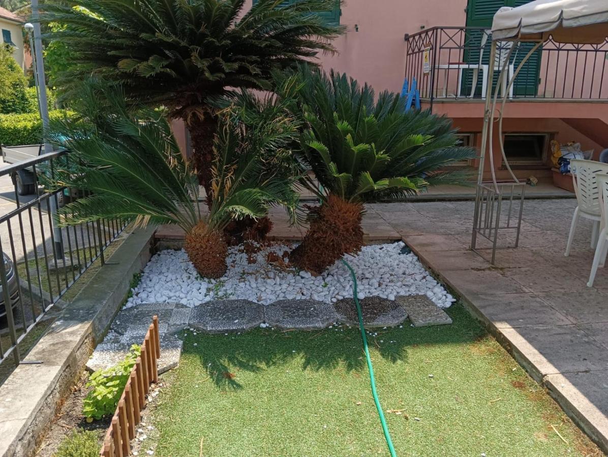 לבנטו Noemi Apartment 5 Lands Paradise מראה חיצוני תמונה